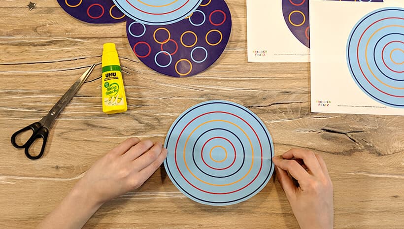 Planeten basteln Schritt1